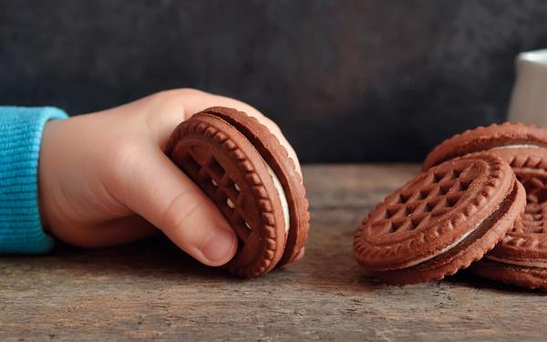 ケトジェニックダイエットって子供でも安全？砂糖と子供の関係性。