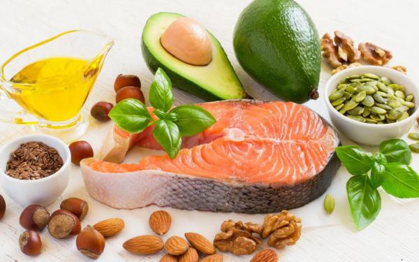 脂肪(脂質)は太るし不健康という誤解。低脂肪食品が結果的に健康に与える悪影響とは？