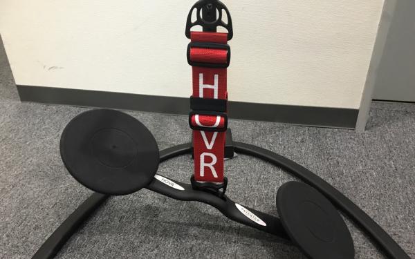 パソコン仕事をしながら足腰の運動ができる 話題の器具「Hovr」（ホヴァ）を試してみた！