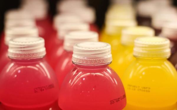 【ニュース記事】加糖飲料(100％果汁含む)はガンのリスクを高めるという最新研究結果